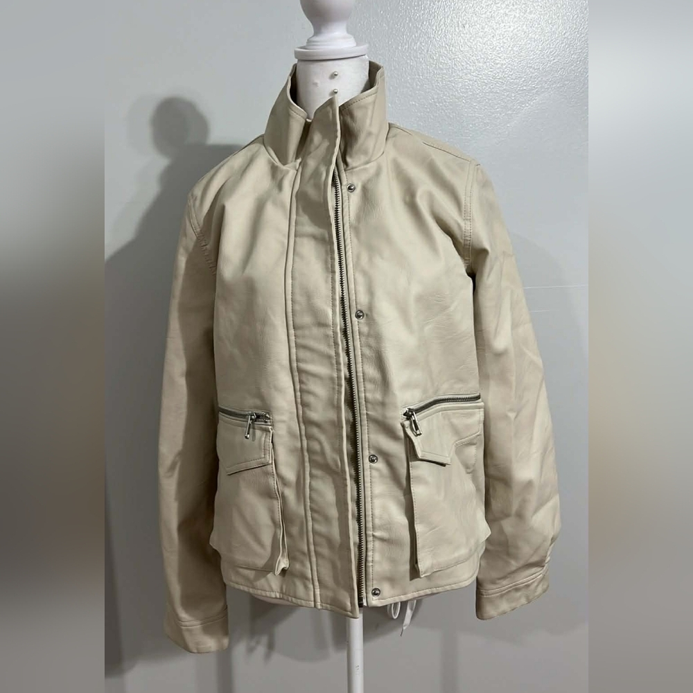 New Baccini Women's Cream Bomber Jacket